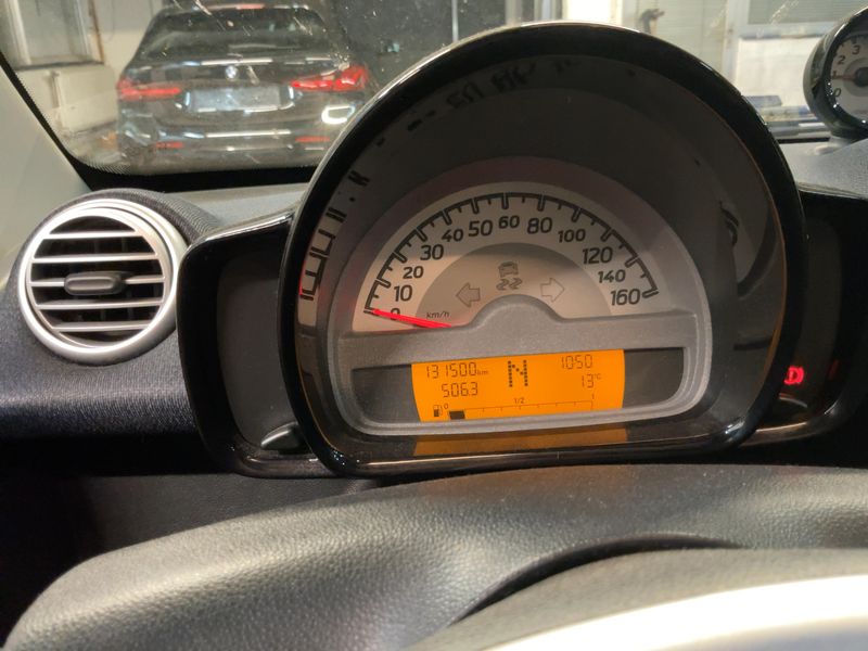 Smart fortwo 1.0 Micro Hybrid Drive pulse 2012 – снимка 18
