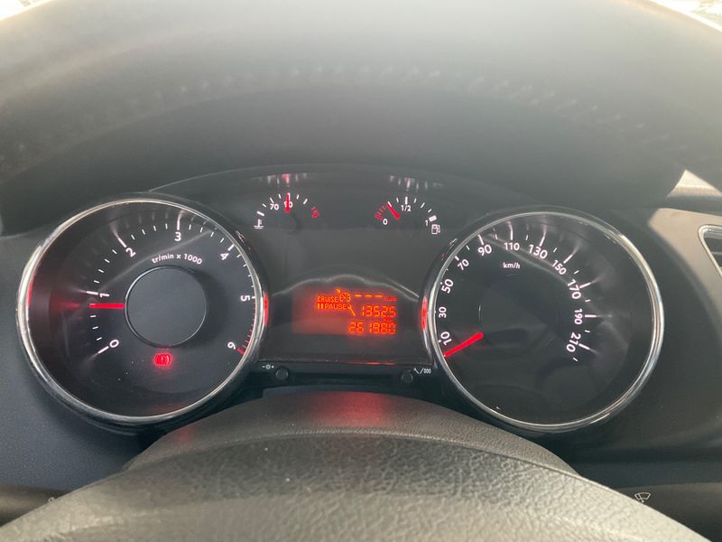 Peugeot 3008 1.6 HDi Active 2012 – снимка 4