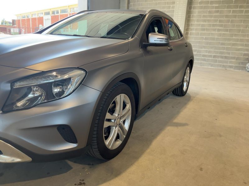 Mercedes-Benz GLA-Klasse GLA 200 d Sport 2016 – снимка 2