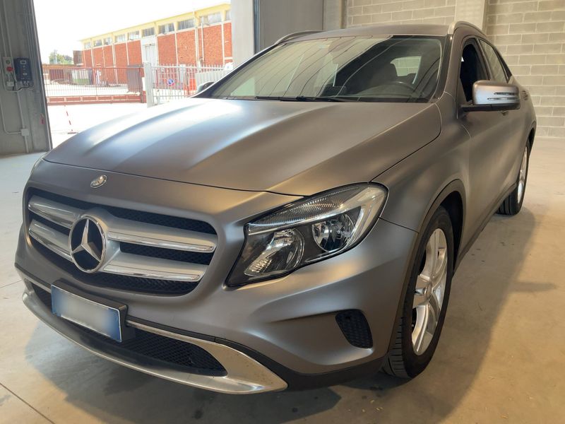 Mercedes-Benz GLA-Klasse GLA 200 d Sport 2016 – снимка 1