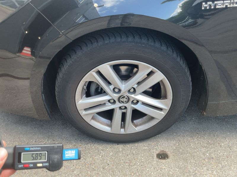 Toyota Corolla 1.8 Hybrid Active 2019 – снимка 3