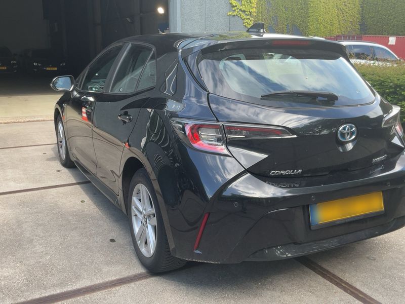 Toyota Corolla 1.8 Hybrid Active 2019 – снимка 6