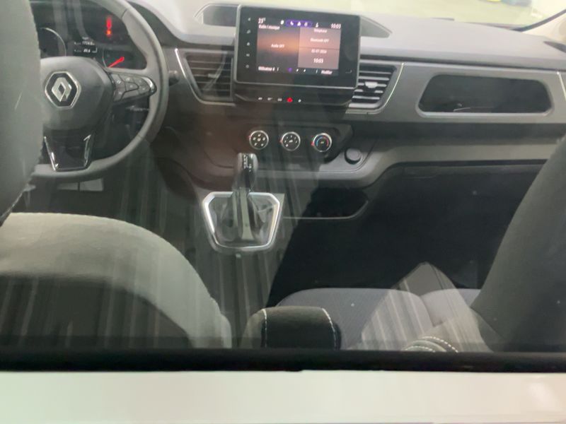 Renault Trafic 2.0 BLUE dCi L1H1 2T8 Grand Confort 2023 – снимка 17