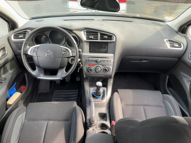 Citroen C4 1.2 e-THP Millenium 2017 – снимка 17