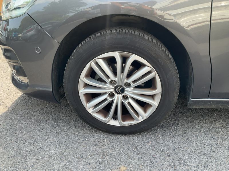 Citroen C4 1.2 e-THP Millenium 2017 – снимка 3