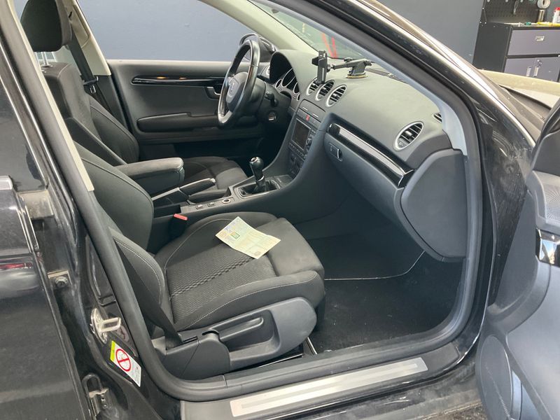 Seat Exeo 2.0 TDI Sport 2012 – снимка 3