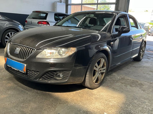 Seat Exeo 2.0 TDI Sport 2012 – снимка 1