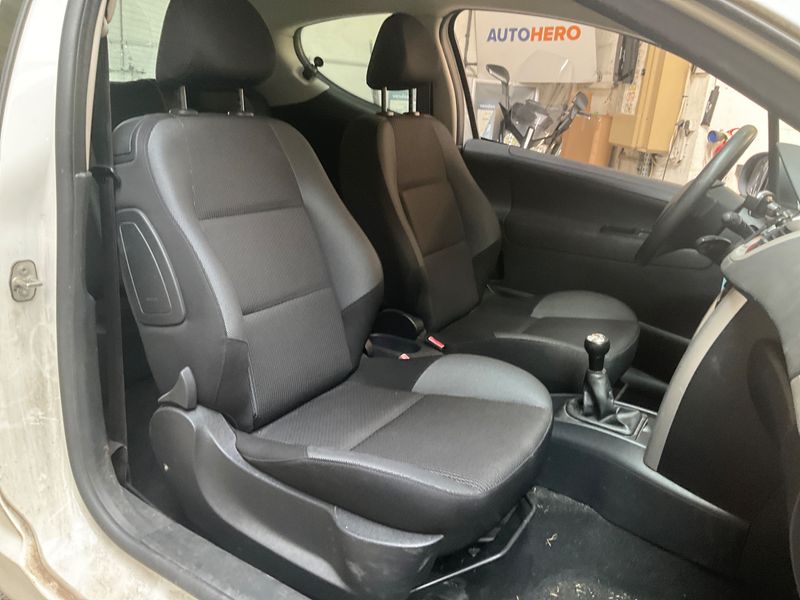 Peugeot 207 1.4 207 Plus 2013 – снимка 3