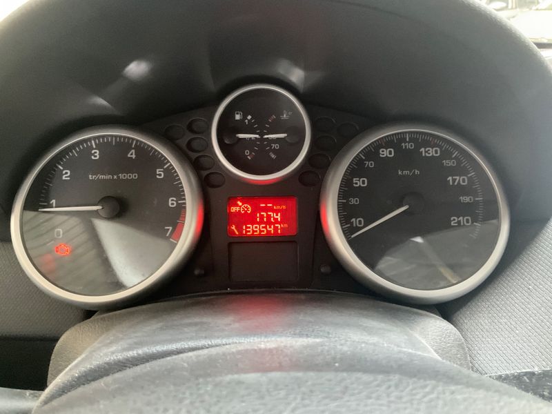Peugeot 207 1.4 207 Plus 2013 – снимка 4