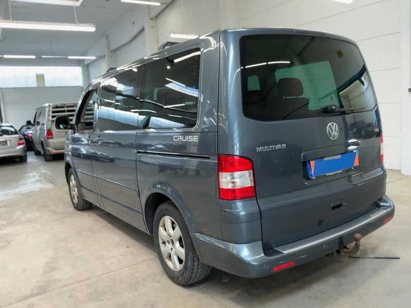 Volkswagen T5 Multivan 2.5 TDI Comfortline 2006 – снимка 6