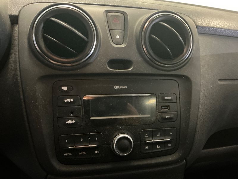Dacia Lodgy 1.6 SCe Silver Line 2017 – снимка 26
