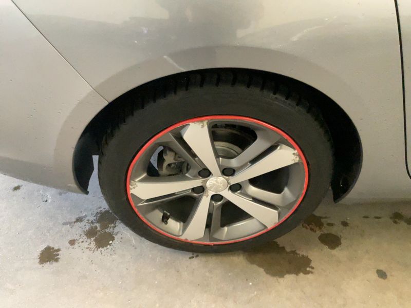 Peugeot 308 1.2 e-THP Active 2014 – снимка 9