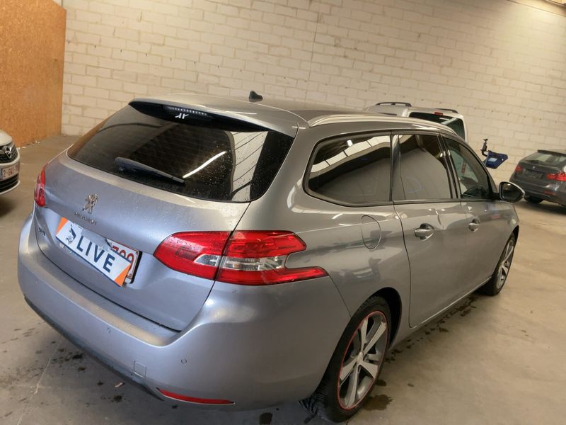 Peugeot 308 1.2 e-THP Active 2014 – снимка 8