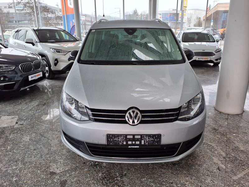 Volkswagen Sharan 2.0 TDI IQ.DRIVE 4Motion 2019 – снимка 14