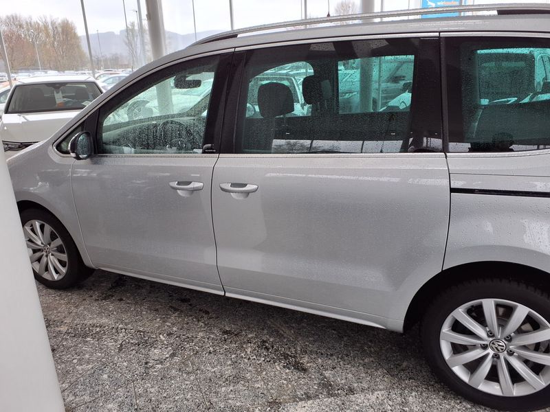Volkswagen Sharan 2.0 TDI IQ.DRIVE 4Motion 2019 – снимка 4