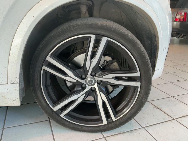 Volvo XC90 2.0 D5 R-Design AWD 2018 – снимка 11