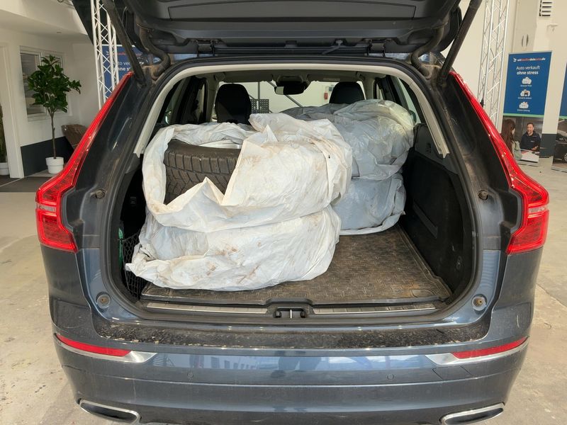 Volvo XC60 2.0 B5 Mild-Hybrid Inscription 2WD 2020 – снимка 16