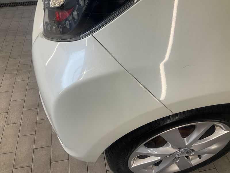 Toyota Yaris 1.5 Hybrid Club 2013 – снимка 28