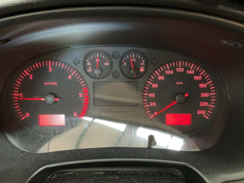 Seat Leon 1.9 TDI Sport 2001 – снимка 4