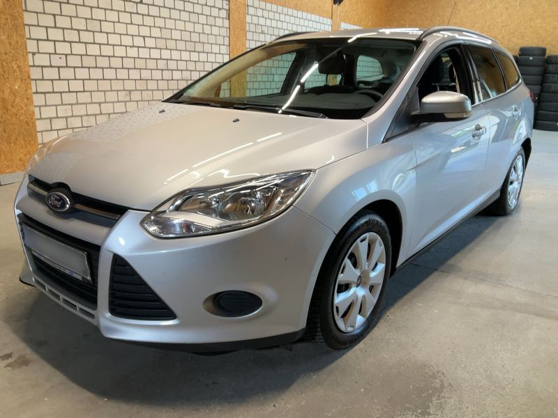 Ford Focus 1.6 Ti-VCT Trend 2011 – снимка 1
