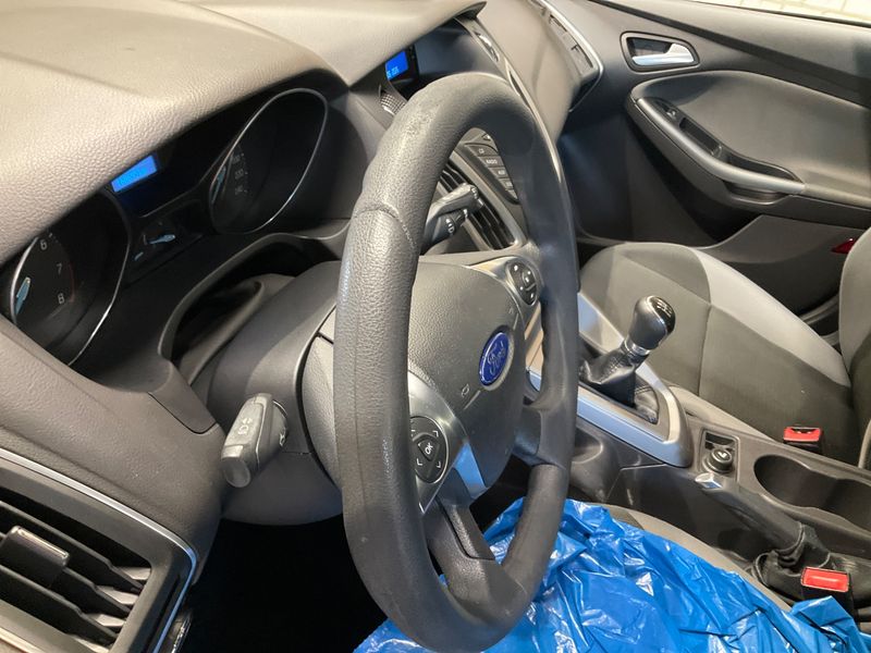Ford Focus 1.6 Ti-VCT Trend 2011 – снимка 29