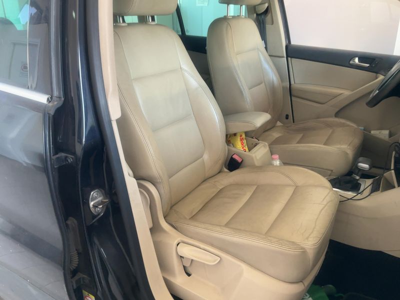 Volkswagen Tiguan 2.0 TDI Sport & Style 4Motion 2010 – снимка 16