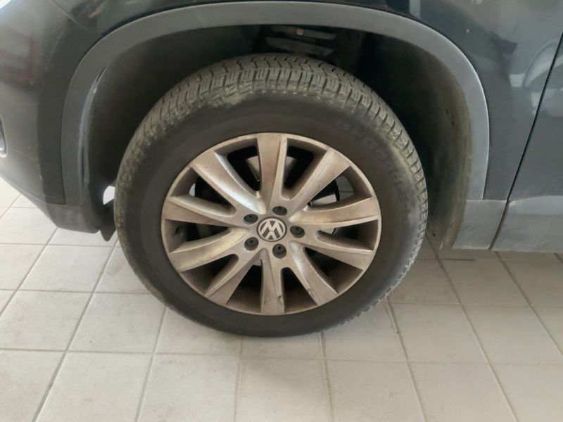 Volkswagen Tiguan 2.0 TDI Sport & Style 4Motion 2010 – снимка на щета 3