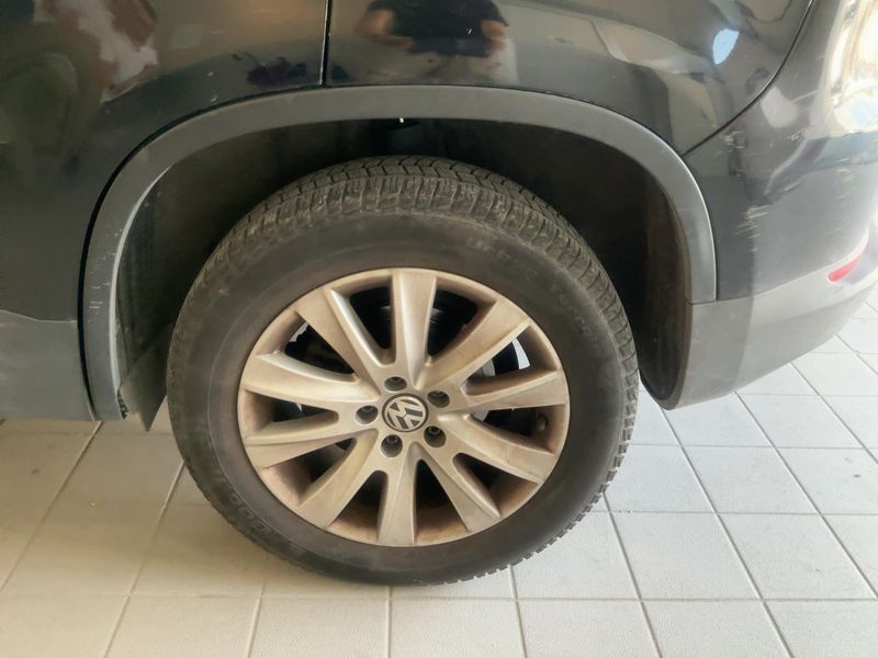 Volkswagen Tiguan 2.0 TDI Sport & Style 4Motion 2010 – снимка 5