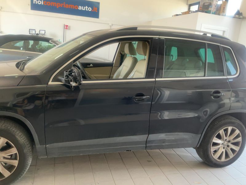 Volkswagen Tiguan 2.0 TDI Sport & Style 4Motion 2010 – снимка на щета 4