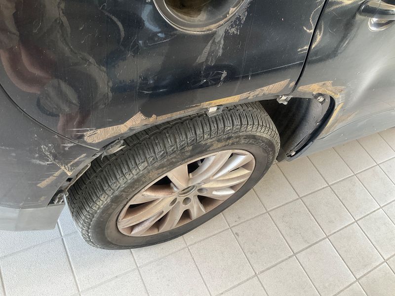 Volkswagen Tiguan 2.0 TDI Sport & Style 4Motion 2010 – снимка на щета 23