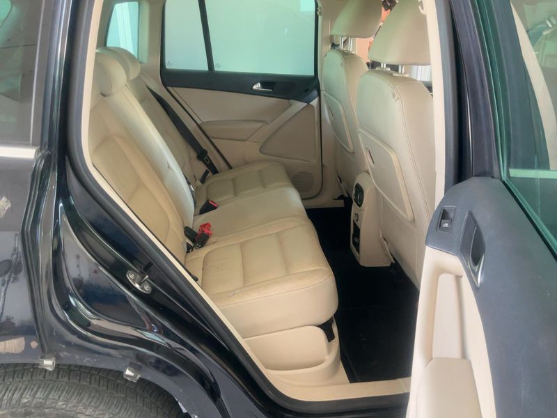Volkswagen Tiguan 2.0 TDI Sport & Style 4Motion 2010 – снимка 19