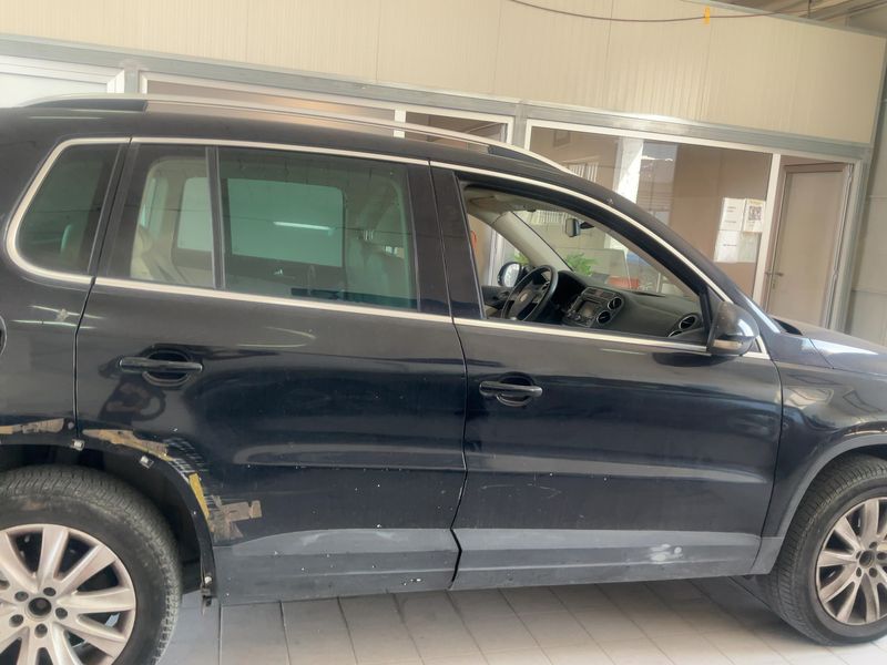 Volkswagen Tiguan 2.0 TDI Sport & Style 4Motion 2010 – снимка на щета 10