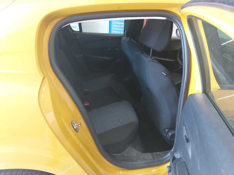 Peugeot 208 1.2 PureTech Like 2022 – снимка 13