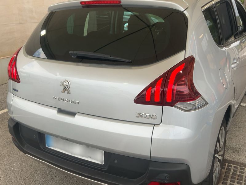 Peugeot 3008 1.6 Blue-HDi Allure 2016 – снимка 8