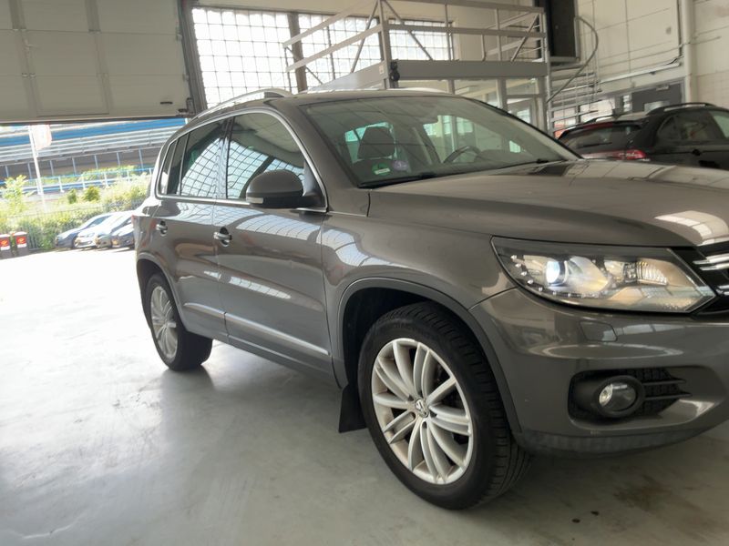 Volkswagen Tiguan 2.0 TSI Highline 4Motion BlueMotion Tech 2016 – снимка 12