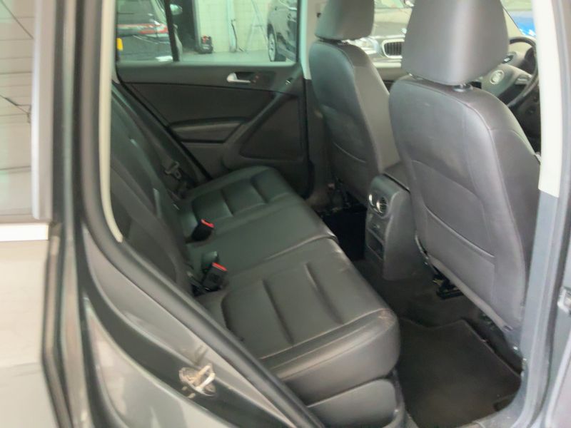 Volkswagen Tiguan 2.0 TSI Highline 4Motion BlueMotion Tech 2016 – снимка 19