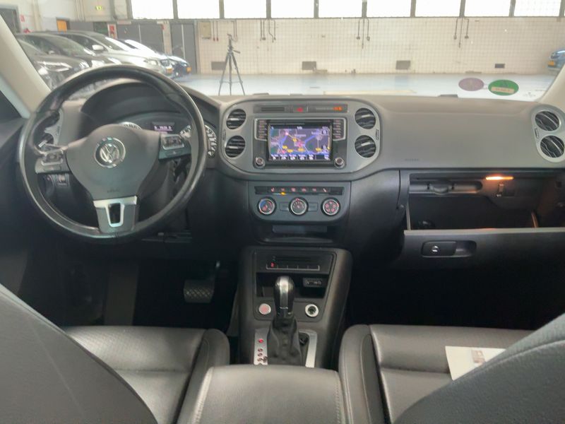 Volkswagen Tiguan 2.0 TSI Highline 4Motion BlueMotion Tech 2016 – снимка 17