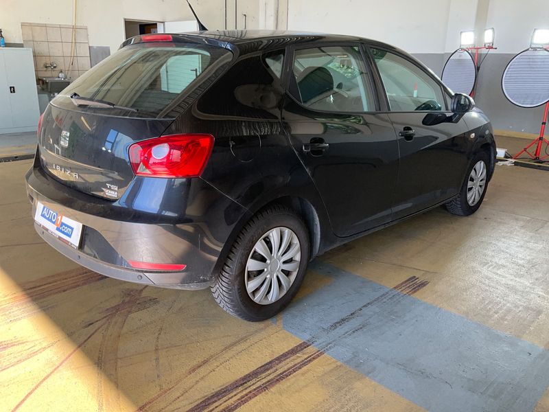 Seat Ibiza 1.2 TSI Chili & Style 2015 – снимка 2
