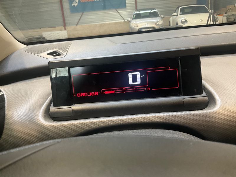 Citroen C4 Cactus 1.2 VTi Live 2014 – снимка 18