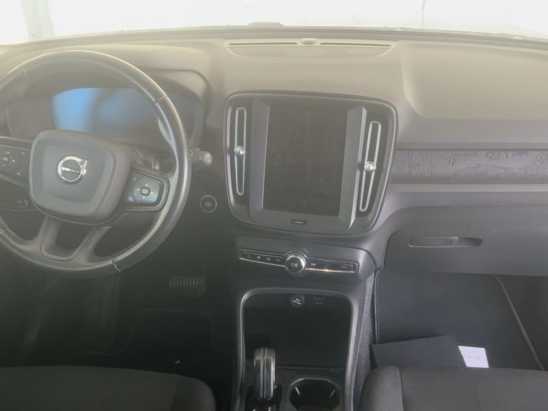 Volvo XC40 1.5 T3 Momentum Core 2WD 2020 – снимка 17