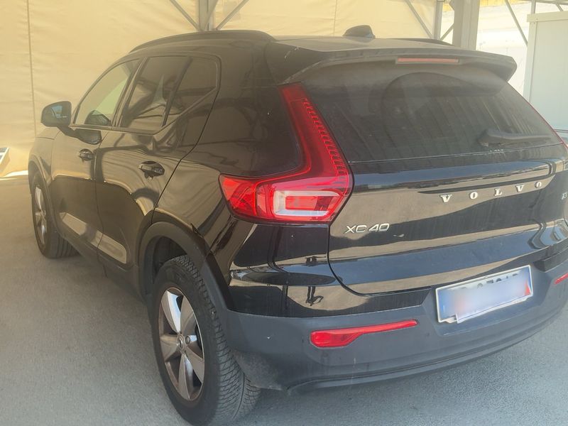 Volvo XC40 1.5 T3 Momentum Core 2WD 2020 – снимка 6