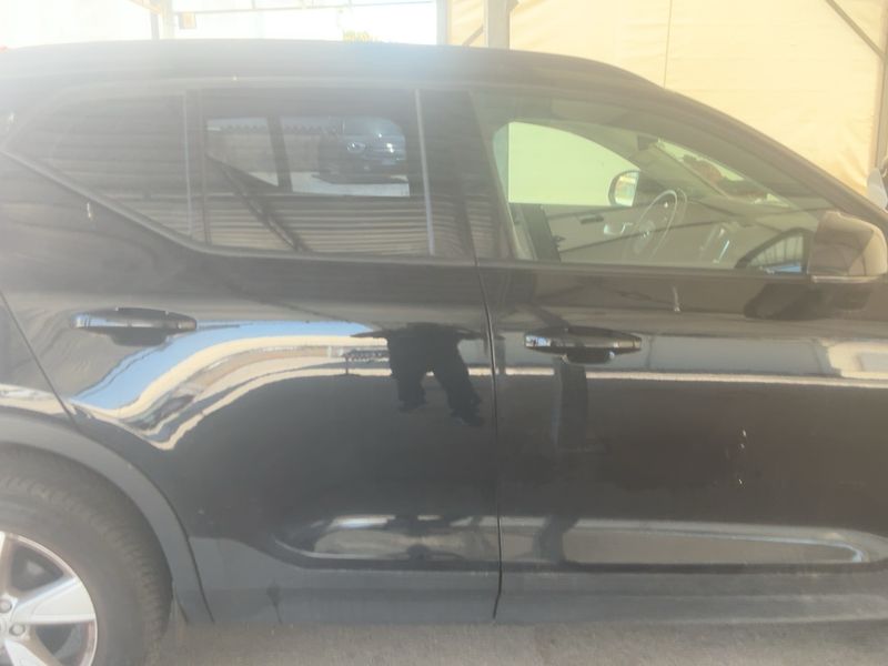 Volvo XC40 1.5 T3 Momentum Core 2WD 2020 – снимка 10