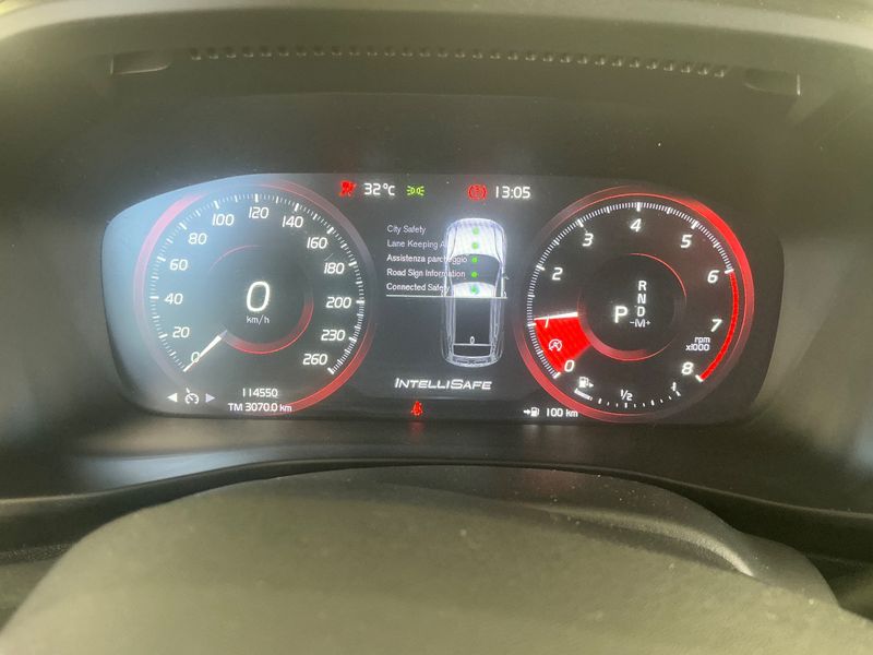 Volvo XC40 1.5 T3 Momentum Core 2WD 2020 – снимка 18