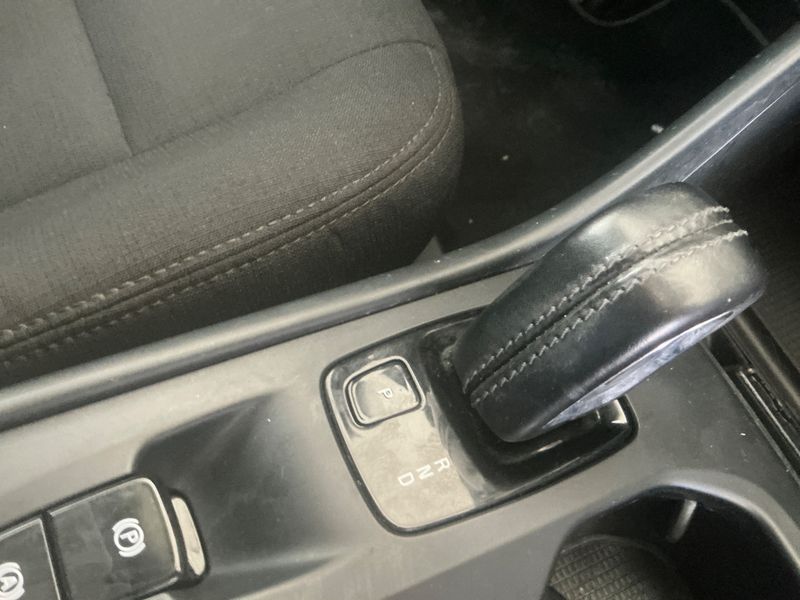 Volvo XC40 1.5 T3 Momentum Core 2WD 2020 – снимка 26