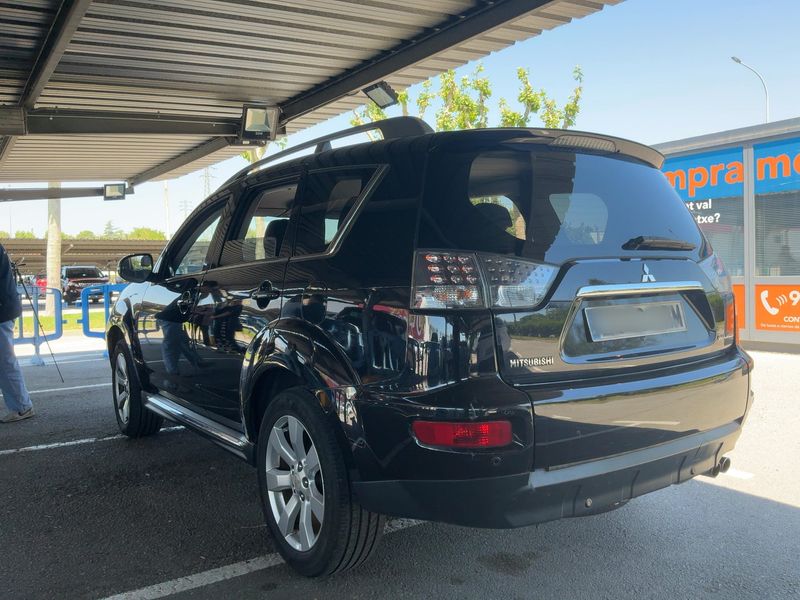 Mitsubishi Outlander 2.2 DI-D Kaiteki 4WD 2009 – снимка 6
