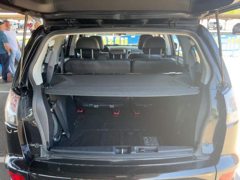 Mitsubishi Outlander 2.2 DI-D Kaiteki 4WD 2009 – снимка 15