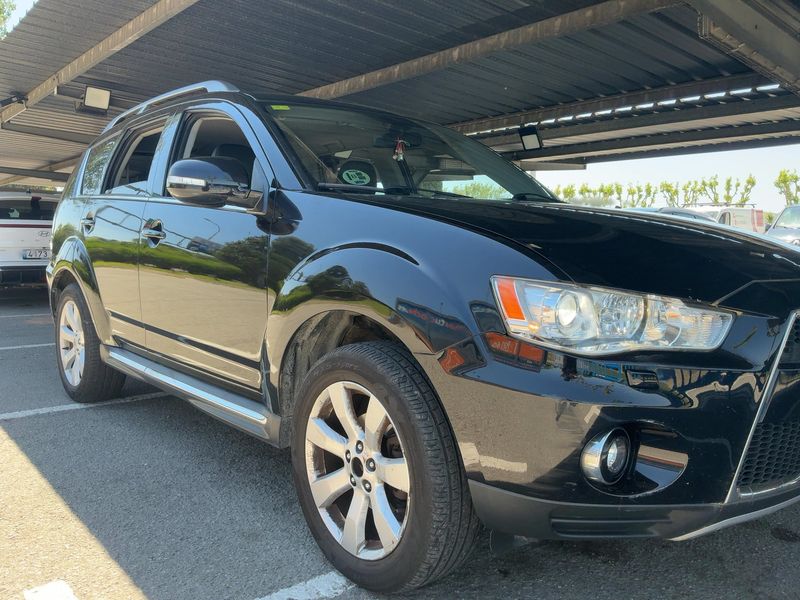 Mitsubishi Outlander 2.2 DI-D Kaiteki 4WD 2009 – снимка 12