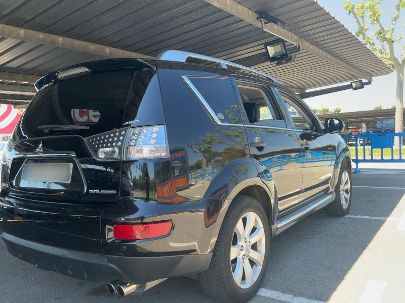 Mitsubishi Outlander 2.2 DI-D Kaiteki 4WD 2009 – снимка 8