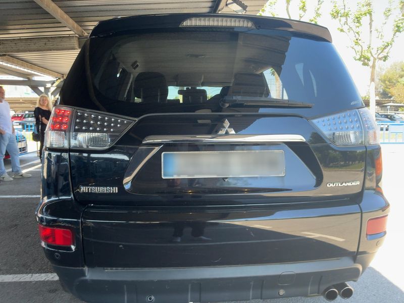 Mitsubishi Outlander 2.2 DI-D Kaiteki 4WD 2009 – снимка 7
