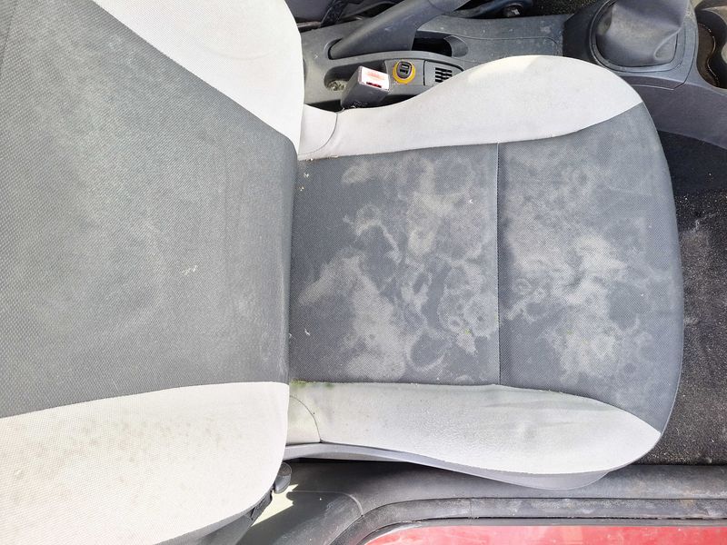 Renault Clio 1.2 Authentique 2010 – снимка 74